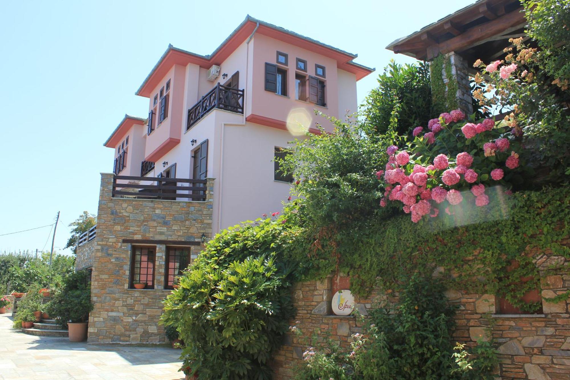 Guesthouse Iris Цагкарада Екстер'єр фото